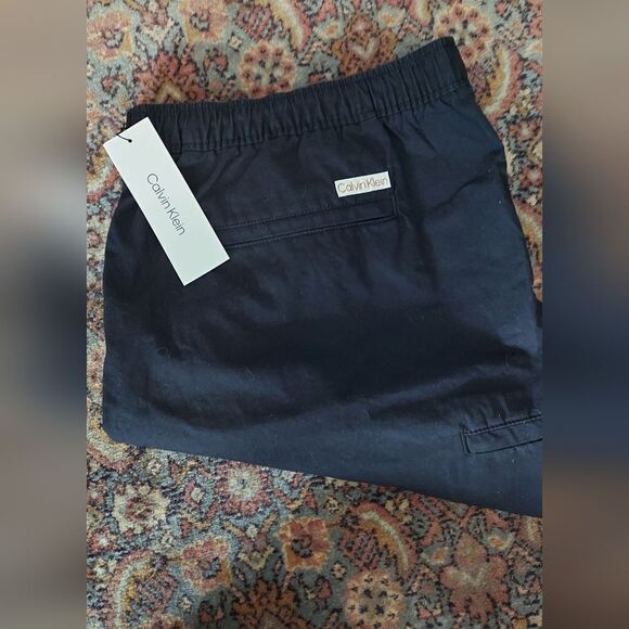 NWT Calvin Klein Shorts Multiple Pockets  BLACK SHORTS Size 2XL - Picture 7 of 9